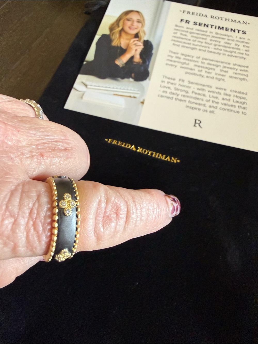 Freida Rothman Black and Gold Enamel Clover Band Ring size 9